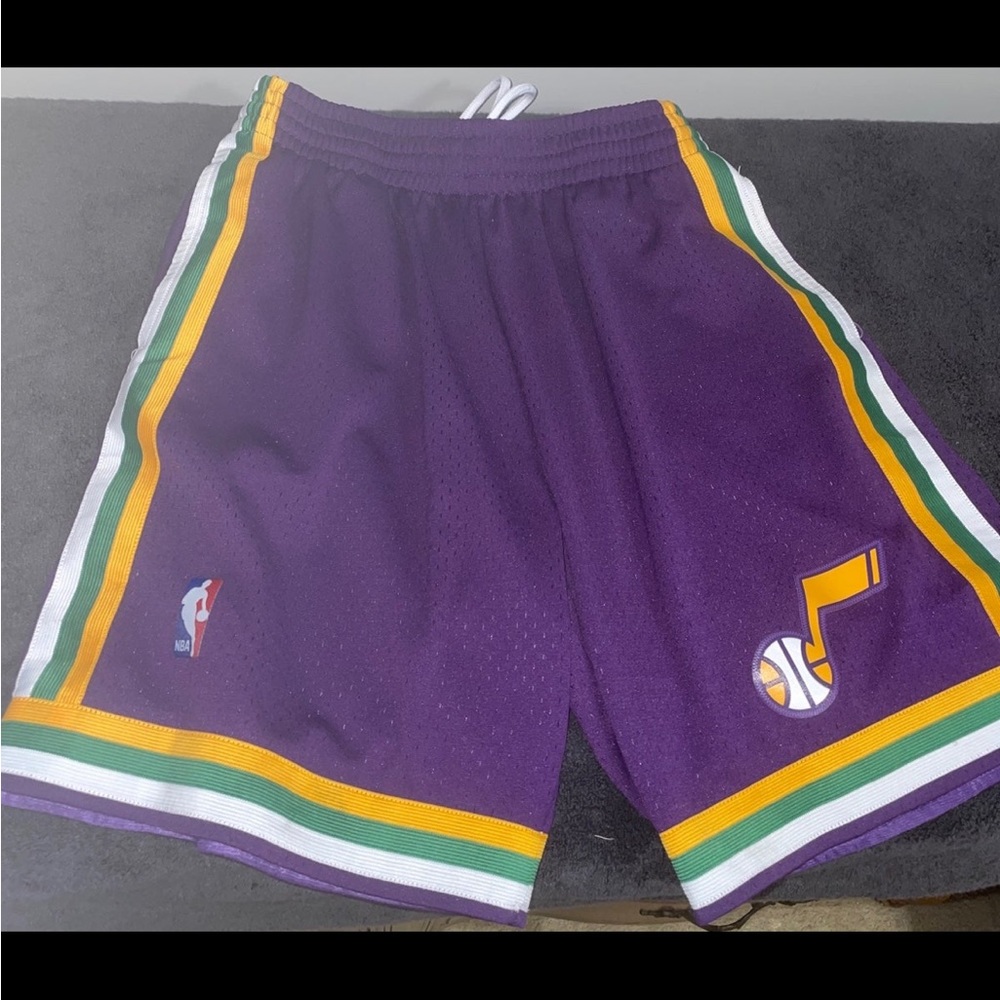 Mitchell & Ness Utah Jazz Shorts
